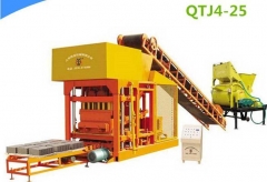 QT4-25 Semi automatic concrete brick machine